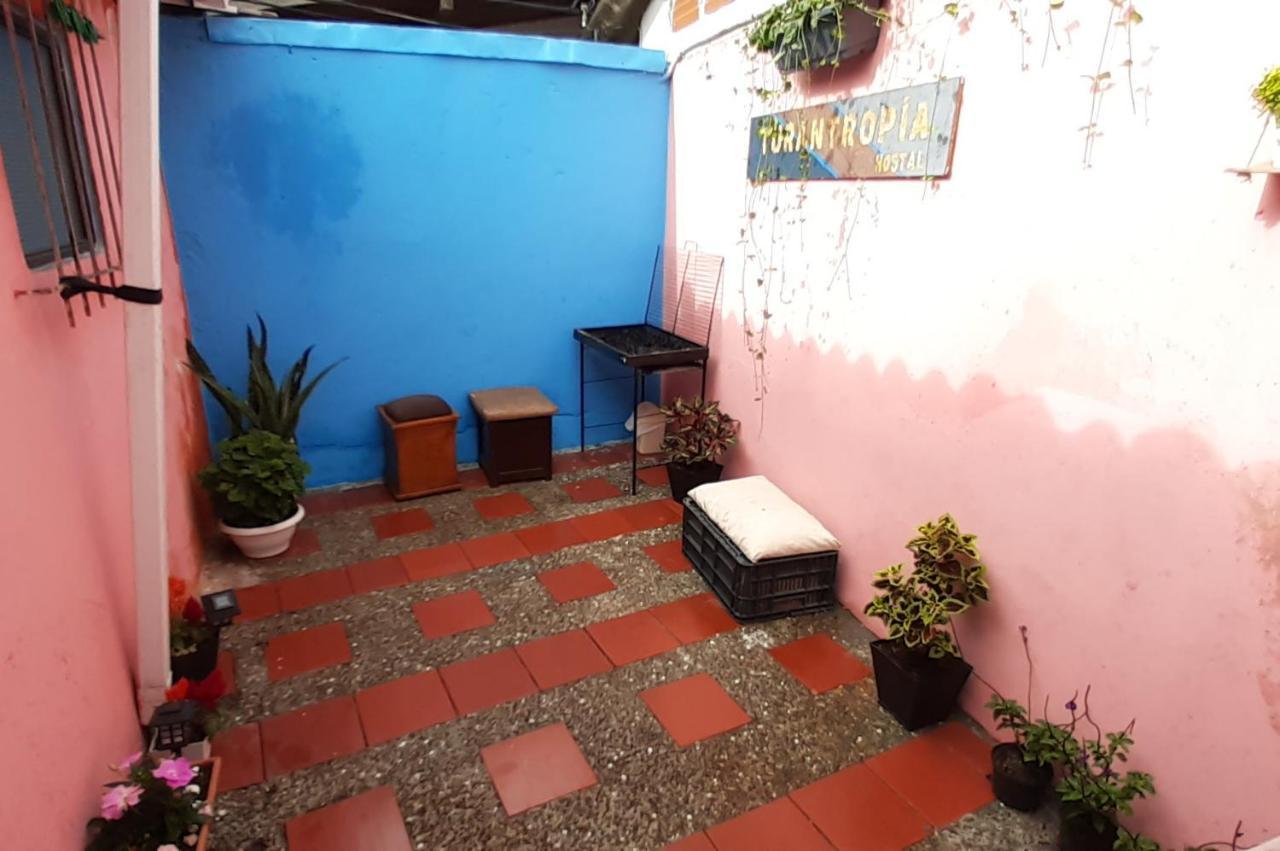 Artesanos Y Turistas Apartment Guatape Exterior photo